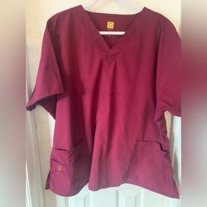 Wink Scrub Top Size 3 XL New Condition